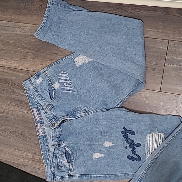 Stradivarius -  High waisted, boyfriend Jeans - Picture 2 of 10